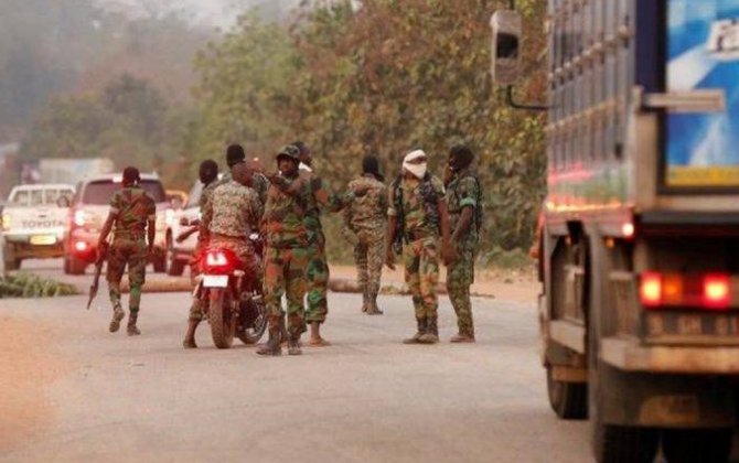 В Кот-д’Ивуаре двое военнослужащих и жандарм погибли в результате подрыва автомобиля