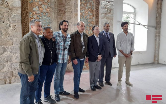 Иностранные дипломаты посетили мечеть Саатлы в Шуше-(фото)