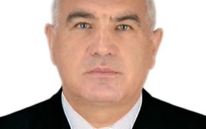 Mübariz evli olduğu üçün ilk öncə həyat yoldaşı Fidan və qızı Leyla haqqında fikirləşirdi...