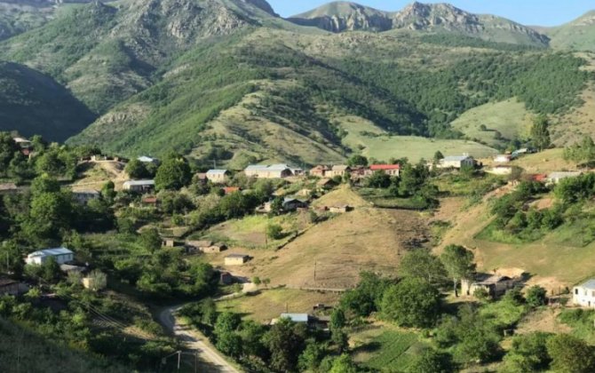 Rusiya hərbçiləri Laçın-Şuşa yolundakı kənddən erməni silahlılarını çıxardı, amma?..