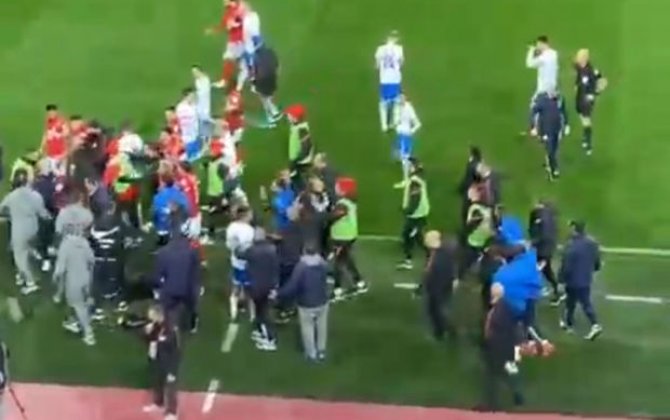 Erməni əsilli futbolçu Rusiya çempionatında dava saldı - VİDEO