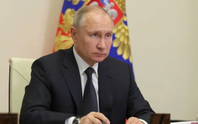 Peskov Putinin üçüncü dozanı nə zaman qəbul edəcəyini açıqlayıb