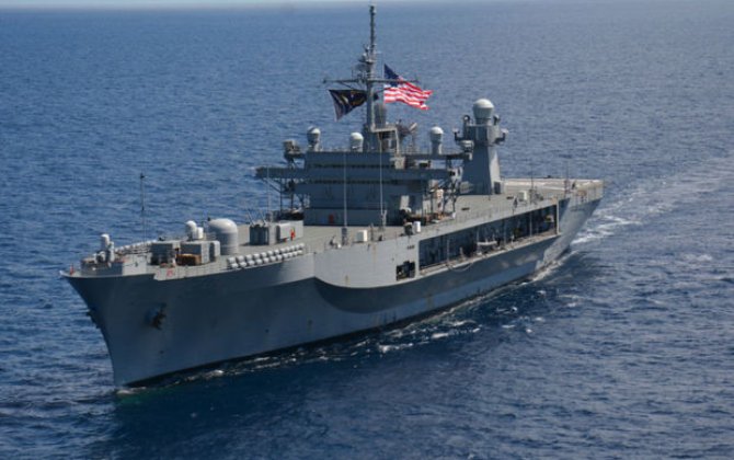 ABŞ-ın iki hərbi gəmisi Gürcüstanın Batumi limanına daxil olub