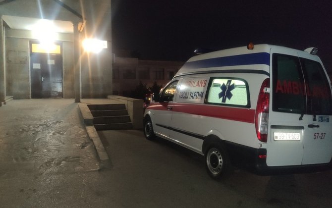 Bakıda 27 yaşlı gənc evində xəncərlə vurulub