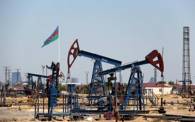 Azərbaycan neftinin qiyməti 80 dollar civarına endi