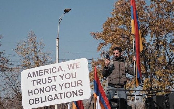 Ermənistanda anti-Rusiya ovqatı: Aviabazanın komandiri etiraz edir