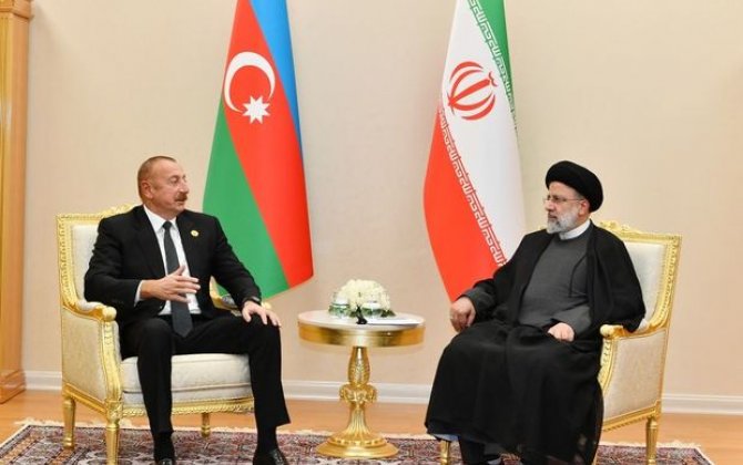 İlham Əliyev İranın dövlət başçısı ilə görüşüb - FOTO - YENİLƏNİB
