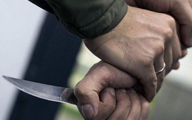 В Баку в массовой драке двое мужчин получили ножевые ранения