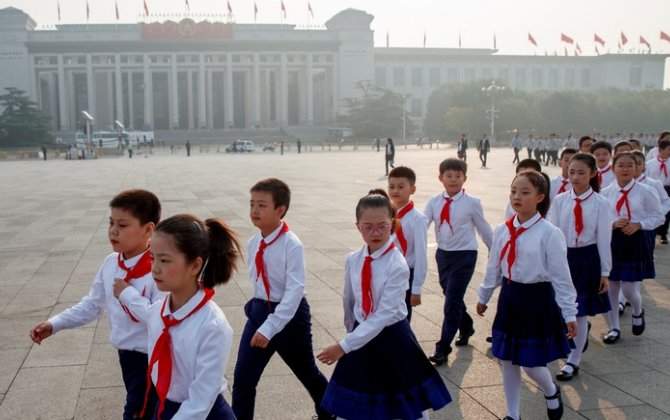 Ən azı üç uşaq... - Çində kommunistləri aşağı doğum səviyyəsi ilə mübarizəyə çağırdılar...