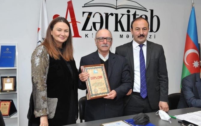 Şandor Petefinin “Məni yandıracaq içimdəki od” kitabının təqdimatı keçirilib - FOTO