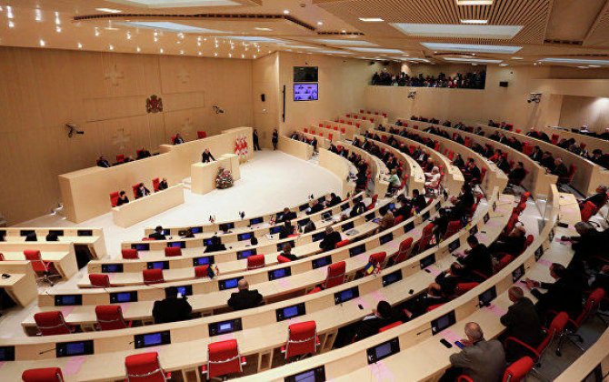 Парламент Грузии принял бюджет на 2022 год