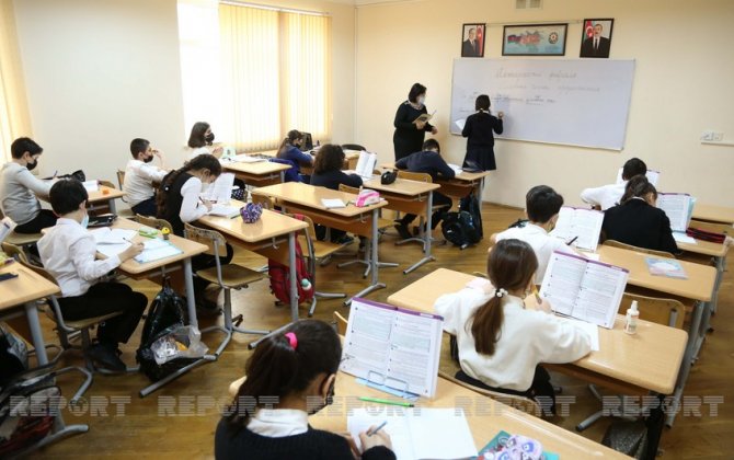 В 15 школах Баку функционируют профориентированные классы