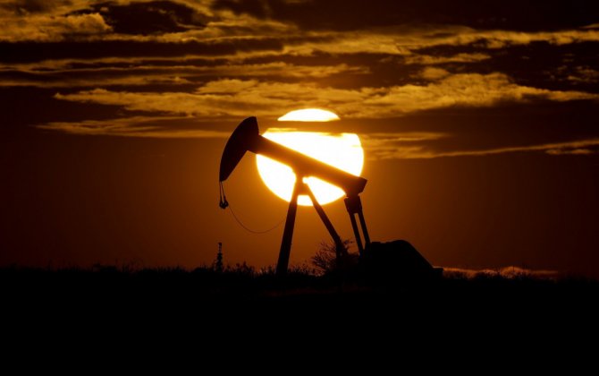 EIA обнародовало прогноз по добыче нефти в Азербайджане на следующий год