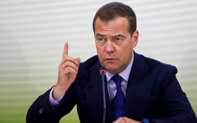 Medvedev: “Müharibə onun vecinə deyil”