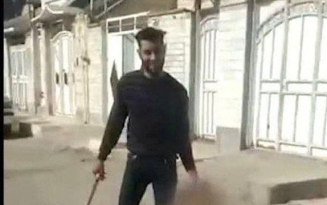 В Иране мужчина разгуливал по улице с отрезанной головой жены -(фото)