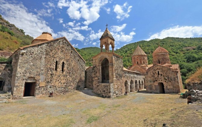 Госкомитет: Правопреемником Албанской автокефальной церкви является албано-удинская религиозная община