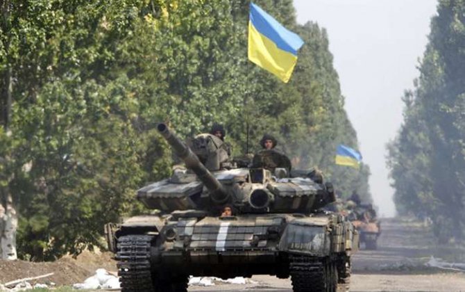 Ukrayna tankçıları, yoxsa rus əsgərləri: Onlar Rusiya qoşunlarının Kiyevə yolunu kəsəcək...