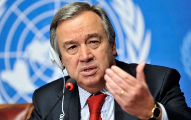 Генсек ООН призвал организовать в Украине гуманитарные коридоры
