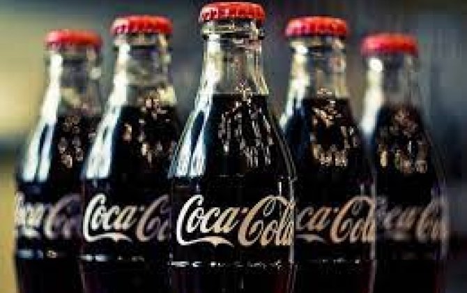 Coca-Cola приостанавливает деятельность в России