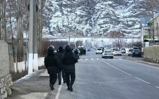 Tacikistan-Qırğızıstan sərhədində gərginlik – Silahlar işə düşdü