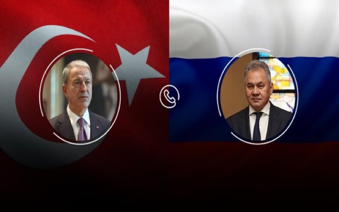 Hulusi Akar Serqey Şoyqu ilə telefon danışığı aparıb
