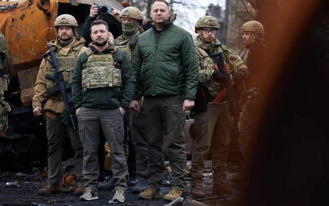 Zelenskinin geyimi ilə bağlı maraqlı faktlar -