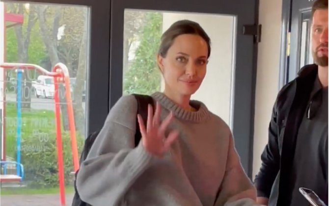 Ancelina Coli Ukraynada -