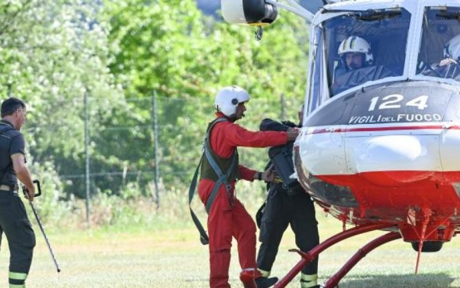 İtaliyada yoxa çıxan helikopterin qalıqları və beş nəfərin cəsədi tapıldı