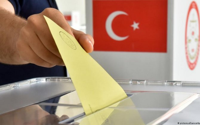 Президентские выборы в Турции могут провести на месяц раньше