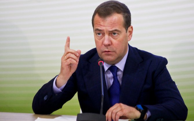 “Ölkəsi Leninqradı 900 gün blokadada saxlayan məmurdan bunu eşitmək təəccüblüdür” – Medvedev