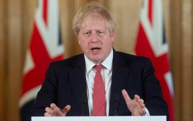 Boris Conson rusiyalı alimləri Britaniyaya dəvət edib