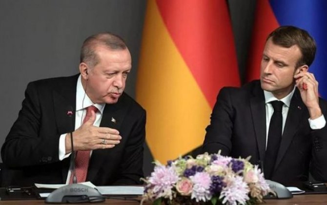 Президенты Турции и Франции обсудили вопросы создания зернового коридора