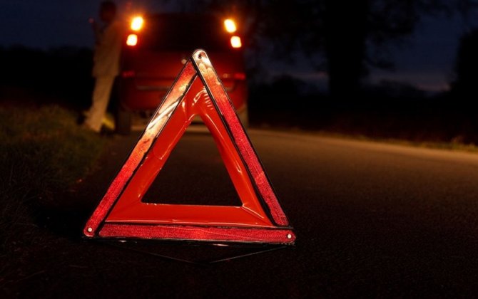 Bakıda yol qəzasında ata və 8 yaşlı qızı xəsarət alıb