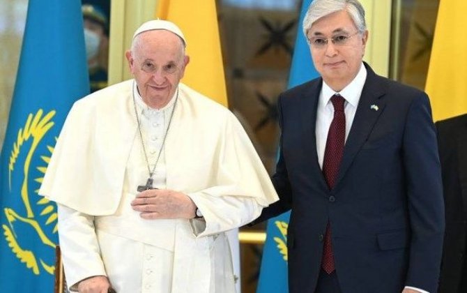 Папа римский Франциск прибыл с визитом в Казахстан