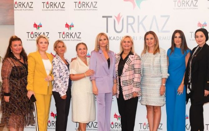 Türkiyə-Azərbaycan iş qadınları “TurkAz” platforması adı altında birləşərək yola çıxdılar - FOTO