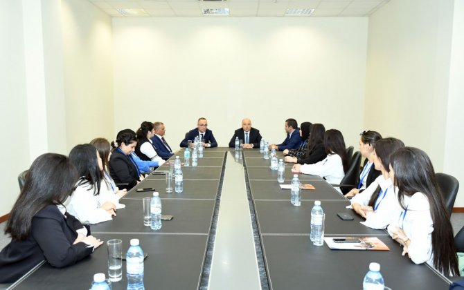 Nazir BDU-nun kitabxanaçılıq və informasiya fəaliyyəti məzunlarını işlə təmin etdi