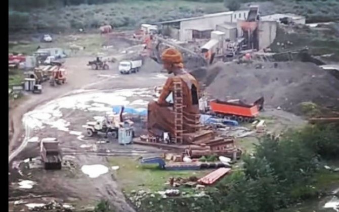 Şuşada Molla Pənah Vaqifin heykəlinin ucaldılması iddiasına nazirlikdən REAKSİYA