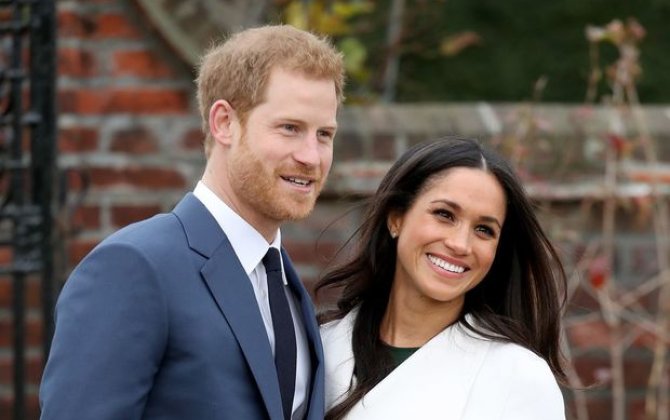 Şahzadə Harri və Meqan Markl Nigeriyadakı uşaqlara yardım ediblər