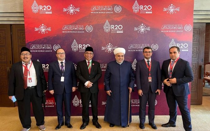 Multikulturalizm Mərkəzinin icraçı direktoru İndoneziyada keçirilən R20 sammitində iştirak edir - FOTO