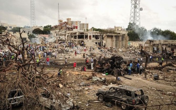 Somalidə hərbi bazada partlayış: Azı 15 nəfər öldü