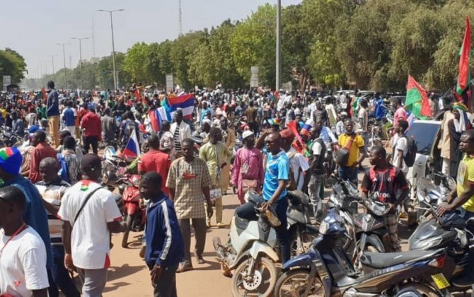Burkina-Fasoda Fransa əleyhinə nümayiş keçirilib, qoşunların ölkədən çıxarılması tələb edilib