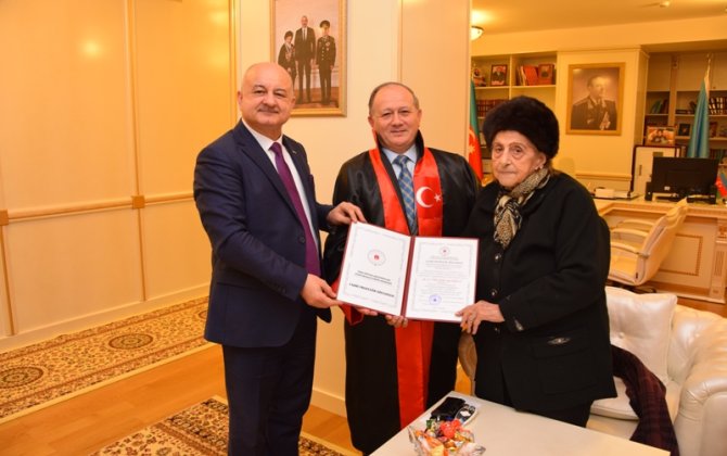 Polkovnik Cəlil Xəlilova “Fəxri professor” adı verilib