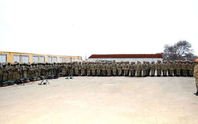 Kərim Vəliyev Komando briqadalarında təlimlərin real döyüş şəraitində keçirilməsini tapşırıb