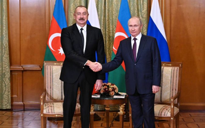 Vladimir Putin İlham Əliyevə zəng edib