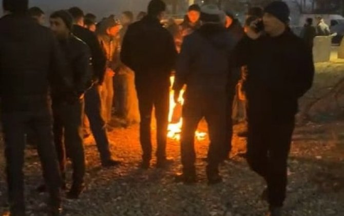 Separatçı ermənilər Volkovla görüş tələbi ilə Xocalı hava limanında çadırlar qurdu...-VİDEO