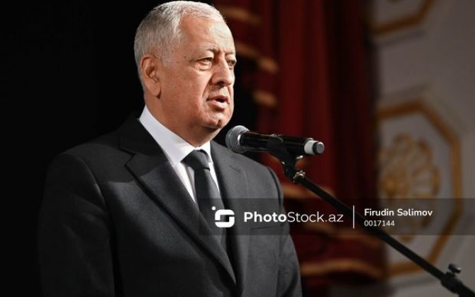 Vahid Əhmədov Yeni ili Türkiyədə xəstəxanada qarşılayıb