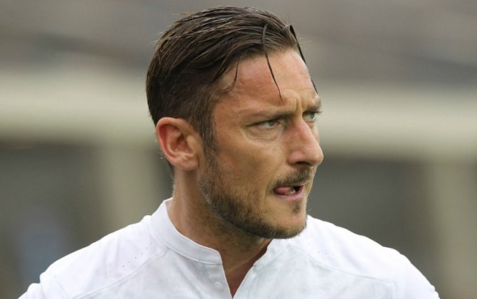 Tanınmış futbolçu çirkli pulların yuyulmasında ittiham olunur