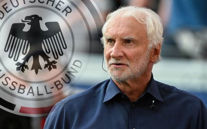 Rüdi Föller Almaniya yığmasına qayıdıb