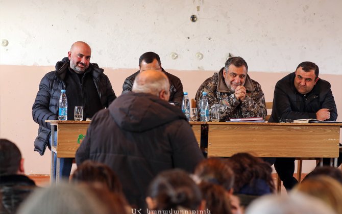 Putinin milyarder “desantı” Kəlbəcərin kəndlərindəki hayklarla görüşdü...-FOTOLAR