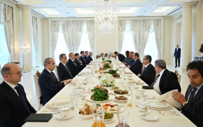 Misir Prezidentinin şərəfinə nahar verildi